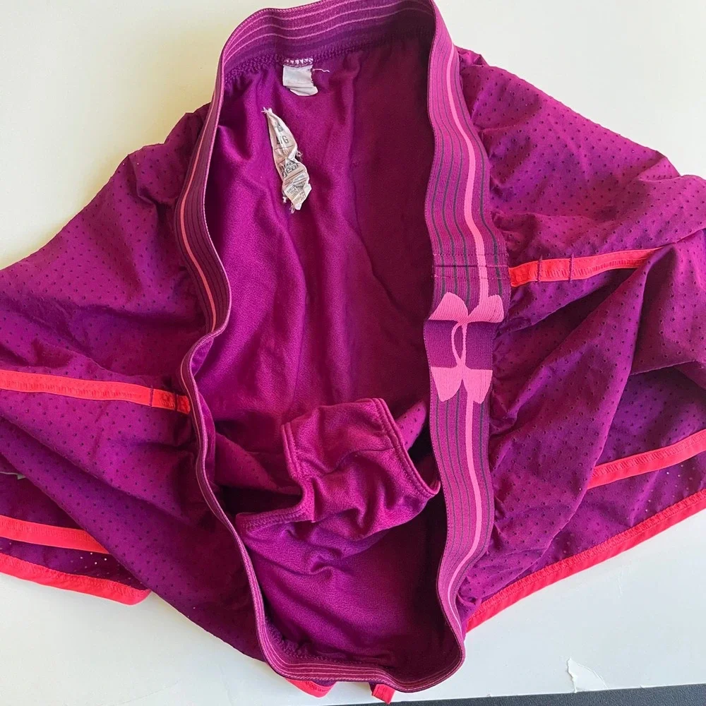 Under Armour Running Shorts‎ Womens Large Purple HeatGear Mesh Athletic Gym